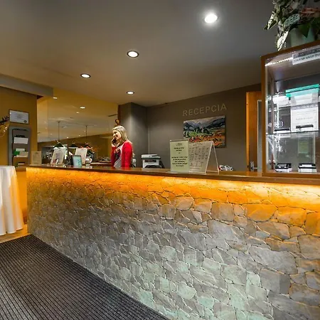 Park Cingov Отель