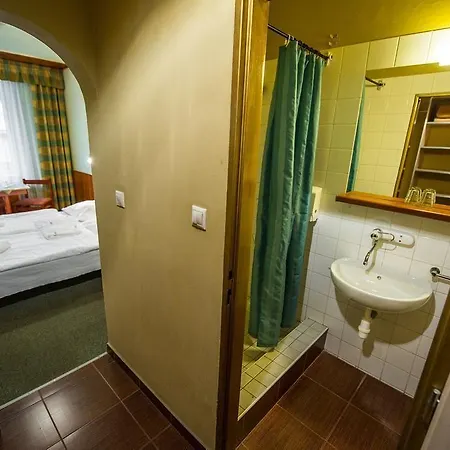 Park Cingov Отель Смижаны