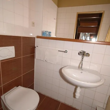 Park Cingov Отель 3*